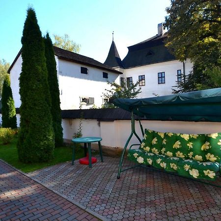Apartman Pri Zamocku Bešeňová 외부 사진