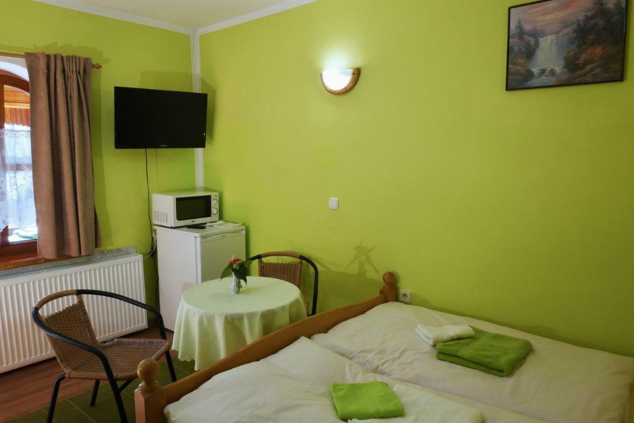 Apartman Pri Zamocku Bešeňová 외부 사진
